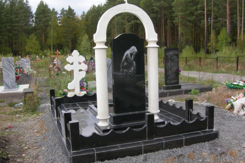 Гранитная ограда 39