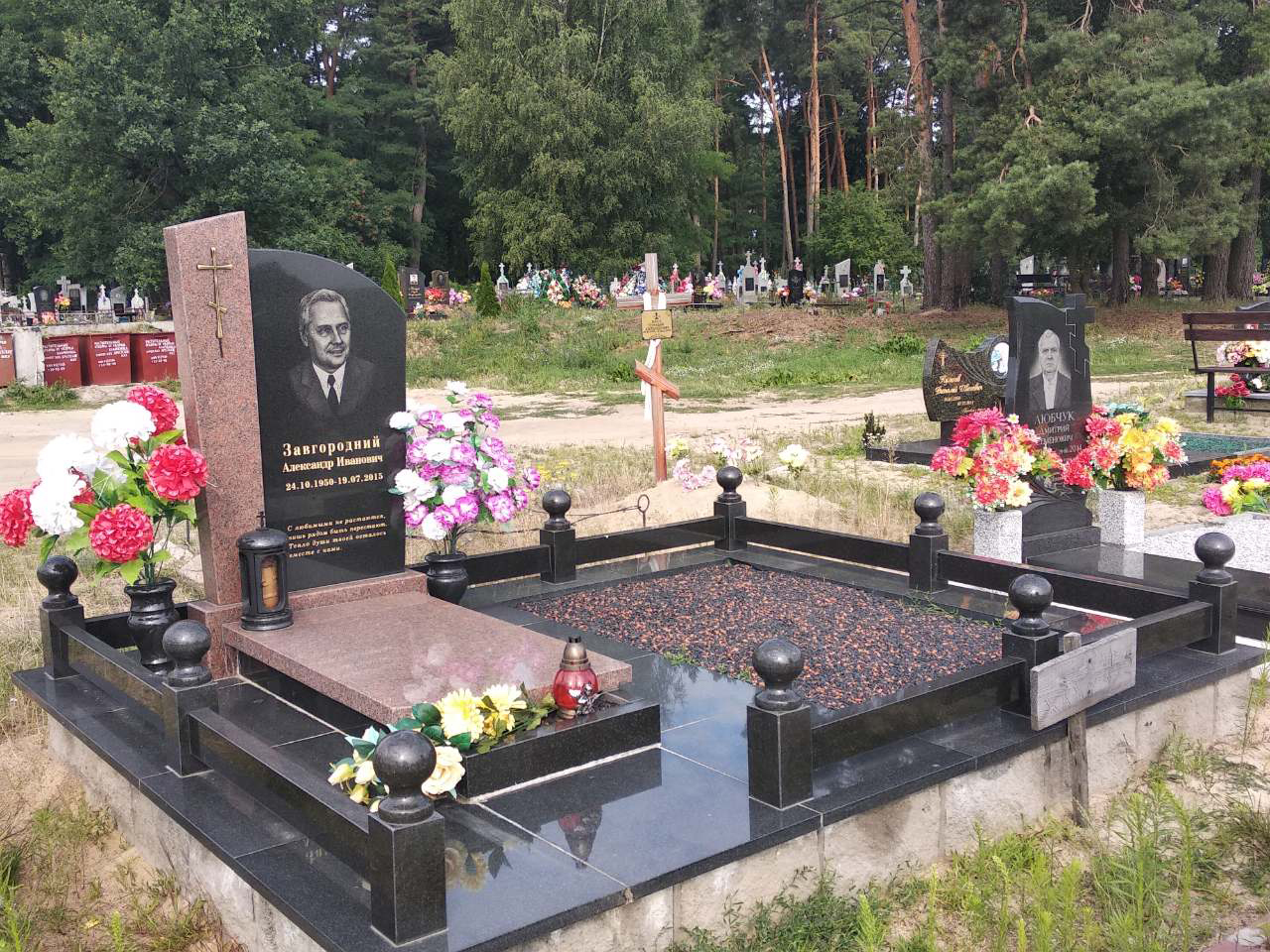 Памятник А-111-114